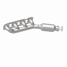 Load image into Gallery viewer, MagnaFlow 11-13 QX56 V8 5.6 OEM Manifold Direct Fit Converter