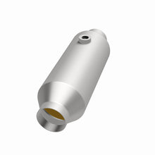 Load image into Gallery viewer, MagnaFlow 2.50in. CA OBDII Universal Converter