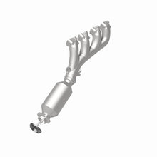 Load image into Gallery viewer, MagnaFlow 04-06 Cadillac SRX 4.6L Direct Fit Converter