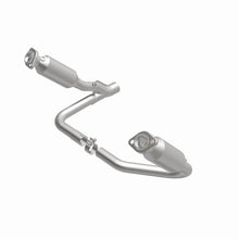 Load image into Gallery viewer, MagnaFlow 05-06 Dodge Durango 4.7L Direct Fit Converter