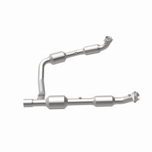 Load image into Gallery viewer, MagnaFlow 2006 Ford E-250 5.4L Direct Fit Converter
