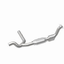 Load image into Gallery viewer, MagnaFlow 99-00 Ford Exped 4.6L Direct Fit Converter