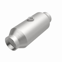 Load image into Gallery viewer, MagnaFlow 3.00 1/O2 CA 4in. Spun Universal Converter