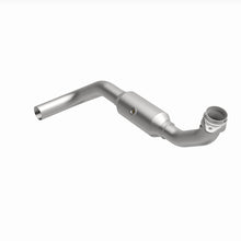 Load image into Gallery viewer, MagnaFlow 05-06 Ford Expedition 5.4L Direct Fit Converter
