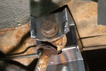 Load image into Gallery viewer, Rustbuster Rear Shock Mount Right Side
