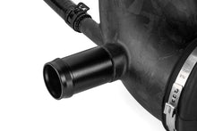 Load image into Gallery viewer, APR 20-26 Audi SQ7/SQ8 (4M)/Bentley Bentayga/Porsche Cayenne (9Y) 4.0T Carbon Fiber Intake System CI100056D
