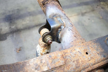 Load image into Gallery viewer, Rust Buster 01-10 GM Pickup Body Mount Brackets-(Left)