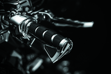 Load image into Gallery viewer, Kuryakyn Kinetic Grips Throttle-By-Wire Chrome