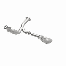 Load image into Gallery viewer, MagnaFlow 07-08 Chevrolet Tahoe 5.3L Direct Fit Converter