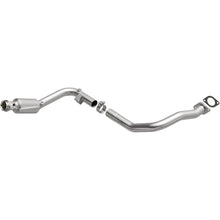 Load image into Gallery viewer, MagnaFlow 05-06 Land Rover LR3 4.4L Direct Fit Converter