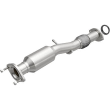 Load image into Gallery viewer, MagnaFlow 17-19 Toyota Highlander 3.5L Direct Fit Converter