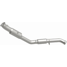 Load image into Gallery viewer, MagnaFlow 15-16 GL450 V6 3 OEM Underbody Direct Fit Converter