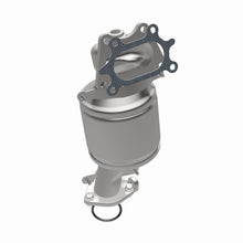 Load image into Gallery viewer, MagnaFlow 04-07 Saturn Vue 3.5L Direct Fit Converter