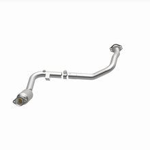 Load image into Gallery viewer, MagnaFlow 05-06 Land Rover LR3 4.4L Direct Fit Converter