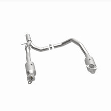 Load image into Gallery viewer, MagnaFlow 17-18 Ford E-350 6.8L Direct Fit Converter