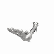 Load image into Gallery viewer, MagnaFlow 12-15 Ford Focus 2.0L Direct Fit Converter