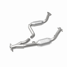 Load image into Gallery viewer, MagnaFlow 2003 Chevrolet SSR 5.3L Direct Fit Converter
