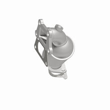 Load image into Gallery viewer, MagnaFlow 18-19 Chevrolet Traverse V6 OEM Underbody Front Rearward Direct Fit Converter
