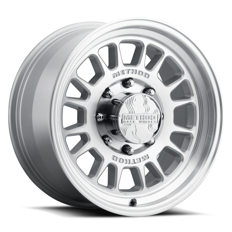 Method MR318 18x9 / 8x170 BP / 18mm Offset / 130.81mm CB Machined-Clear Coat MR31889087318