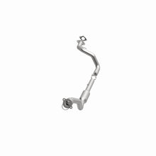 Load image into Gallery viewer, MagnaFlow 05-06 Terraza V6 3.5 OEM Underbody Direct Fit Converter