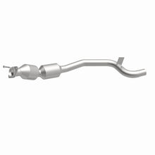 Load image into Gallery viewer, MagnaFlow 14-17 Range Rover V6 3 OEM Underbody Direct Fit Converter