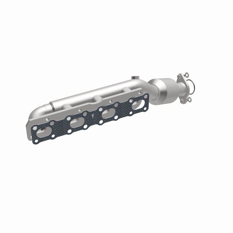 MagnaFlow 2004 Nissan Titan 5.6L Direct Fit Converter