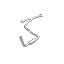 Load image into Gallery viewer, MagnaFlow 2004 Jeep Liberty 3.7L Direct Fit Converter