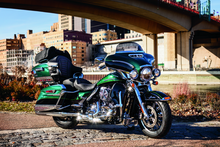 Load image into Gallery viewer, Kuryakyn Coolant Pump Cover 14-16 Ultra Touring Models Chrome