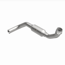 Load image into Gallery viewer, MagnaFlow 05-06 Ford Expedition 5.4L Direct Fit Converter