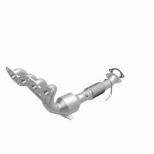 Load image into Gallery viewer, MagnaFlow 12-15 Ford Focus 2.0L Direct Fit Converter