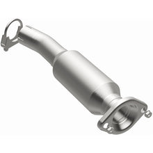Load image into Gallery viewer, MagnaFlow 04-06 Toyota Sienna 3.3L Direct Fit Converter