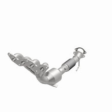 Load image into Gallery viewer, MagnaFlow 12-15 Ford Focus 2.0L Direct Fit Converter