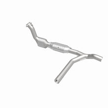 Load image into Gallery viewer, MagnaFlow 99-00 Ford Exped 4.6L Direct Fit Converter