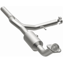 Load image into Gallery viewer, MagnaFlow 07-08 Ford F-150 4.6L Direct Fit Converter