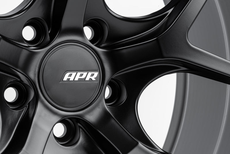 APR A01 Flow Formed 18x8.5 / 5x112 / ET45 / 66.5mm Bore / Satin Black Wheel WHL00017