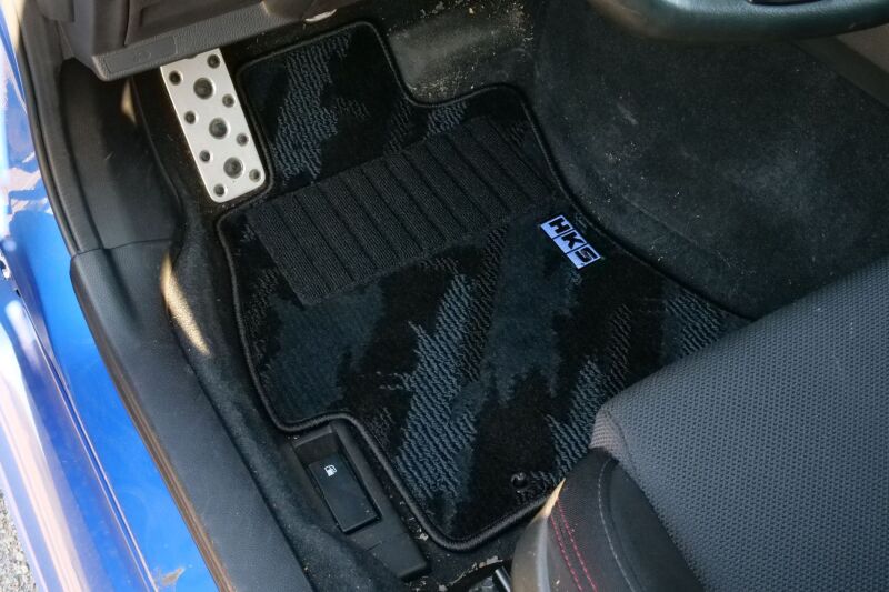 HKS FLOOR MATS VA FULL SET OCT LHD 53001-AF008