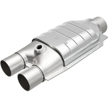 Load image into Gallery viewer, MagnaFlow 2.5in./2in. S/D CAOBDII Universal Converter
