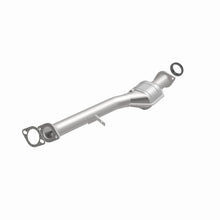 Load image into Gallery viewer, MagnaFlow Direct Fit Catalytic Converter 2006-2007 Subaru Impreza 2.5L