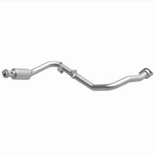 Load image into Gallery viewer, MagnaFlow 05-06 Land Rover LR3 4.4L Direct Fit Converter