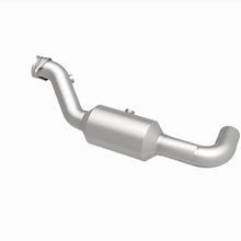 Load image into Gallery viewer, MagnaFlow 18-21 Ford Expedition Left Underbody 3.5L Direct Fit Catalytic Converter
