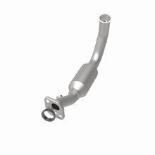 Load image into Gallery viewer, MagnaFlow 2004 Jeep Liberty 3.7L Direct Fit Converter