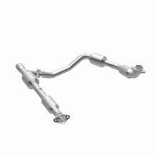 Load image into Gallery viewer, MagnaFlow 2006 Ford E-250 5.4L Direct Fit Converter
