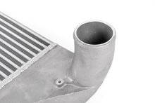 Load image into Gallery viewer, APR 13-19 Volkswagen Beetle (EA888.3) Intercooler Kit IC100018