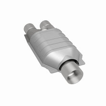 Load image into Gallery viewer, MagnaFlow 2.5in./2in. S/D CAOBDII Universal Converter