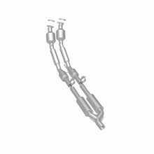 Load image into Gallery viewer, MagnaFlow 06-08 Volkswagen Passat 3.6L Direct Fit Converter