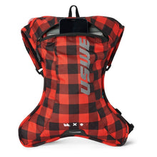 Load image into Gallery viewer, USWE Outlander Hydration Pack 2L - Flannel Red/Black