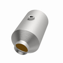 Load image into Gallery viewer, MagnaFlow 2.00in. Mid-Bed O2 CA Universal Converter
