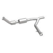 Load image into Gallery viewer, MagnaFlow 2000 Ford F-150 5.4L Direct Fit Converter
