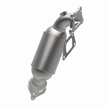 Load image into Gallery viewer, MagnaFlow 18-19 Chevrolet Traverse V6 OEM Underbody Front Rearward Direct Fit Converter