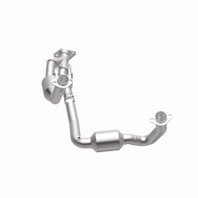 Load image into Gallery viewer, MagnaFlow 05-06 Jeep Grand Cherokee 5.7L Direct Fit Catalytic Converter